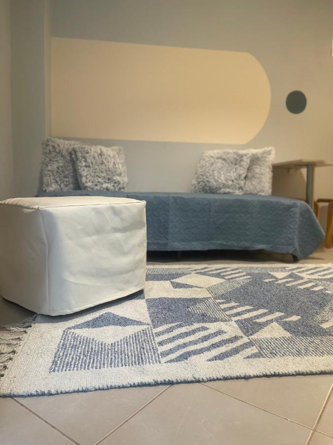 Cozy Minimal Apartment بيرايوس المظهر الخارجي الصورة