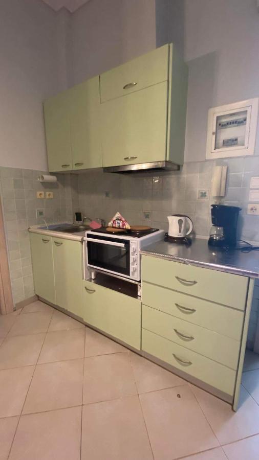 Cozy Minimal Apartment بيرايوس المظهر الخارجي الصورة