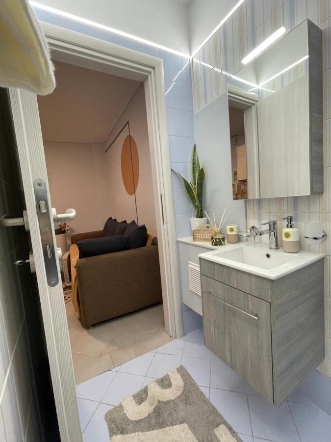 Cozy Minimal Apartment بيرايوس المظهر الخارجي الصورة