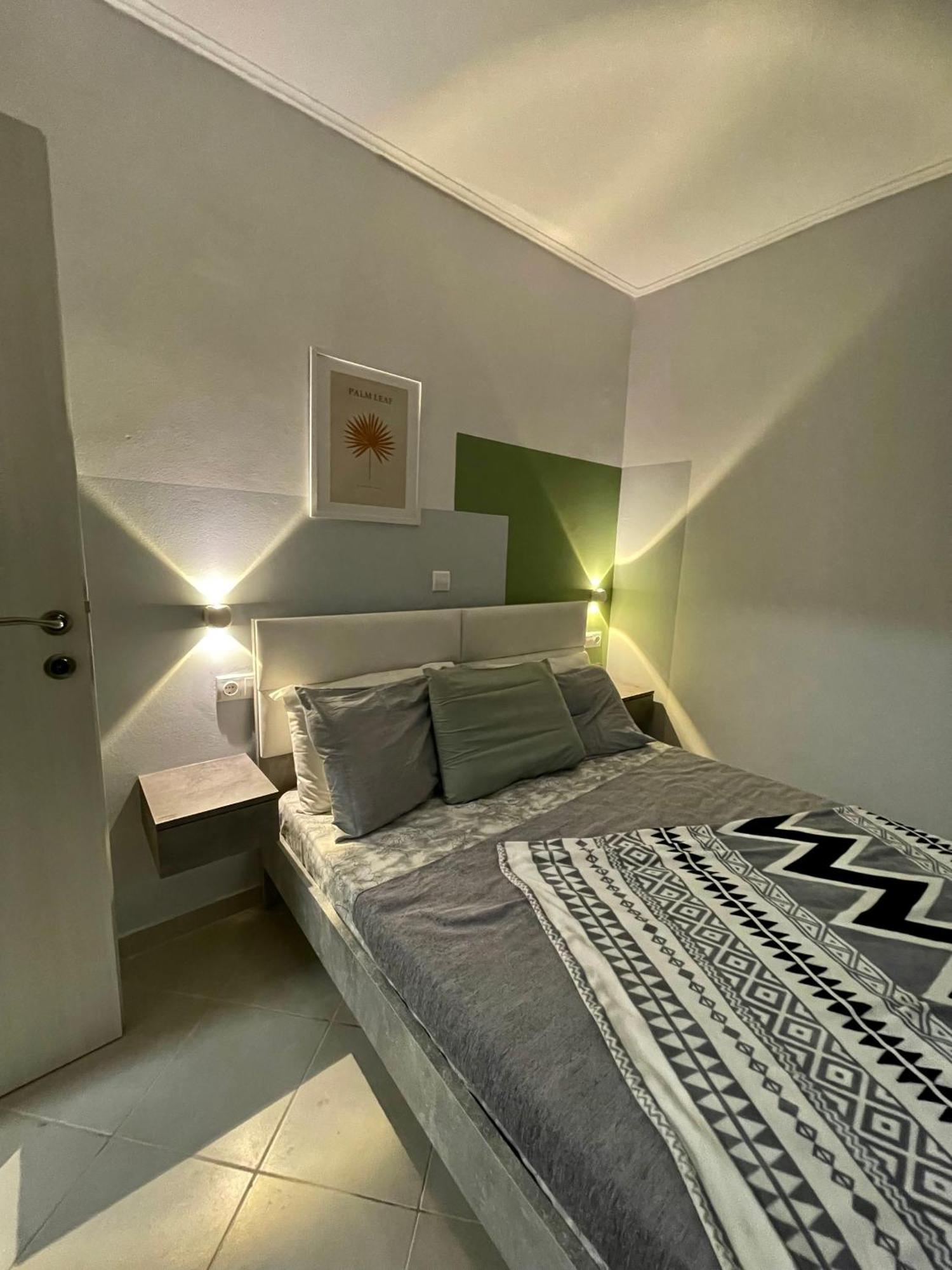 Cozy Minimal Apartment بيرايوس المظهر الخارجي الصورة